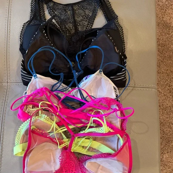 Bralettes - Picture 2 of 6